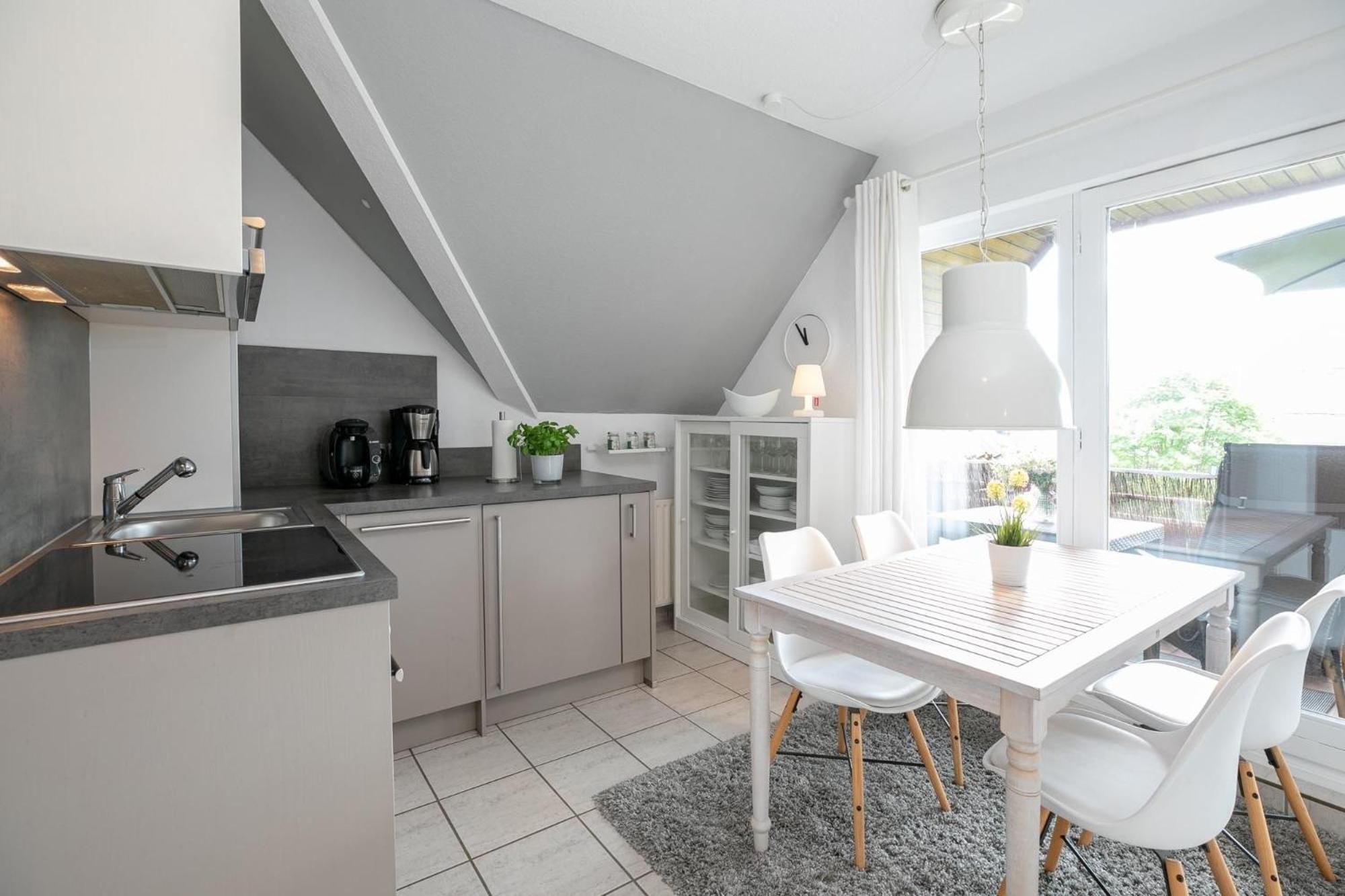 White Lounge Lägenhet Scharbeutz Exteriör bild