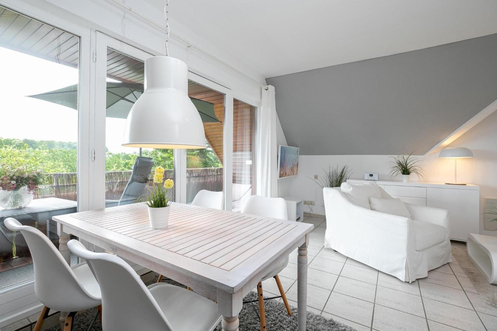 White Lounge Lägenhet Scharbeutz Exteriör bild